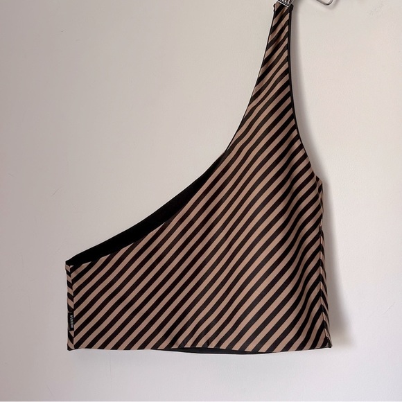 Baiia Valencia Mix Match Striped One Shoulder Reversible Swim Bikini Top NEW - Picture 10 of 11